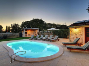 Beautiful Casa Silvano with swimming pool